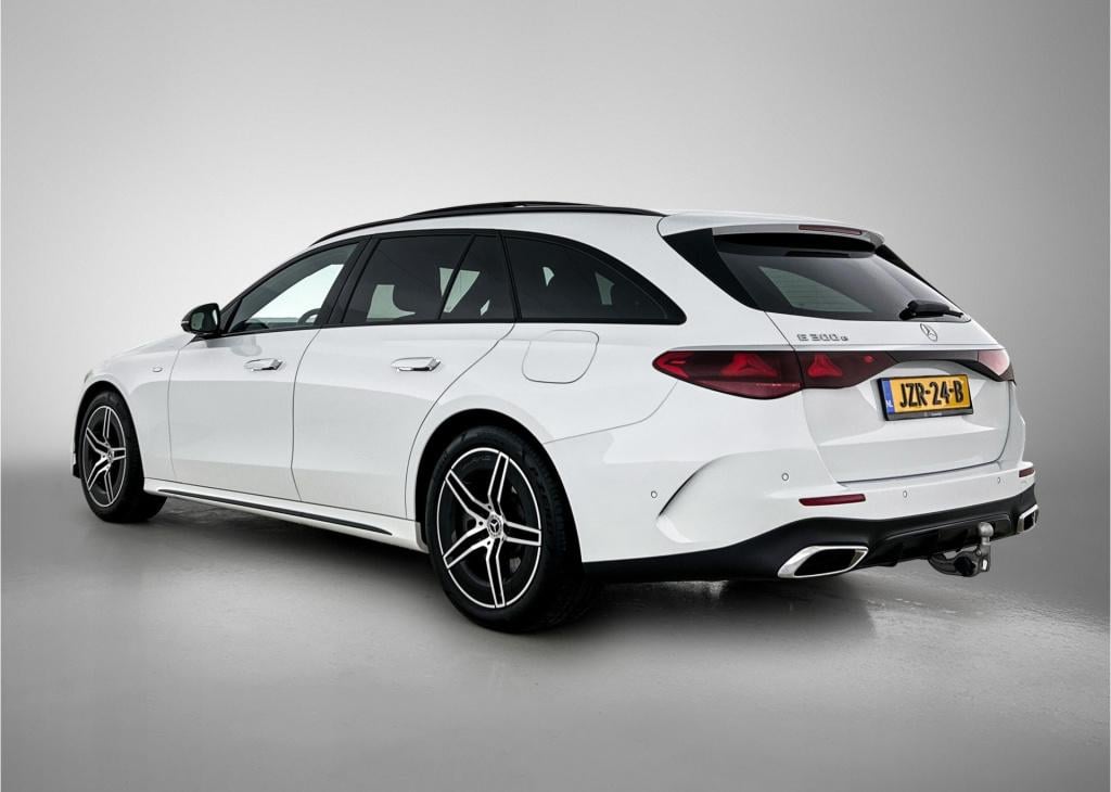 Mercedes-Benz E-Klasse estate 300 e amg plug-in hybride amg | night pakket 