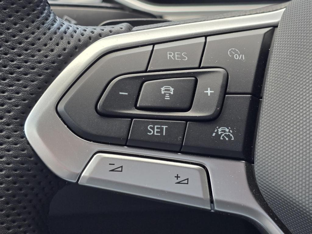 Volkswagen T-roc 1.5 tsi r-line edition virtual cockpit stuur/stoelverwarmi
