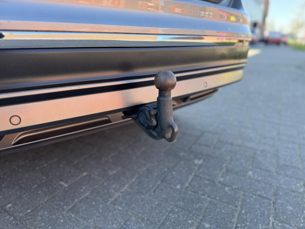 Volkswagen Tiguan 2.0 tsi 4motion highline | trekhaak uitklapbaar | stoelve