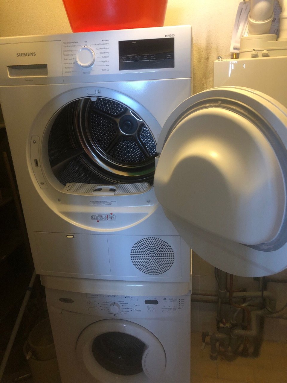 Wasmachine met droger