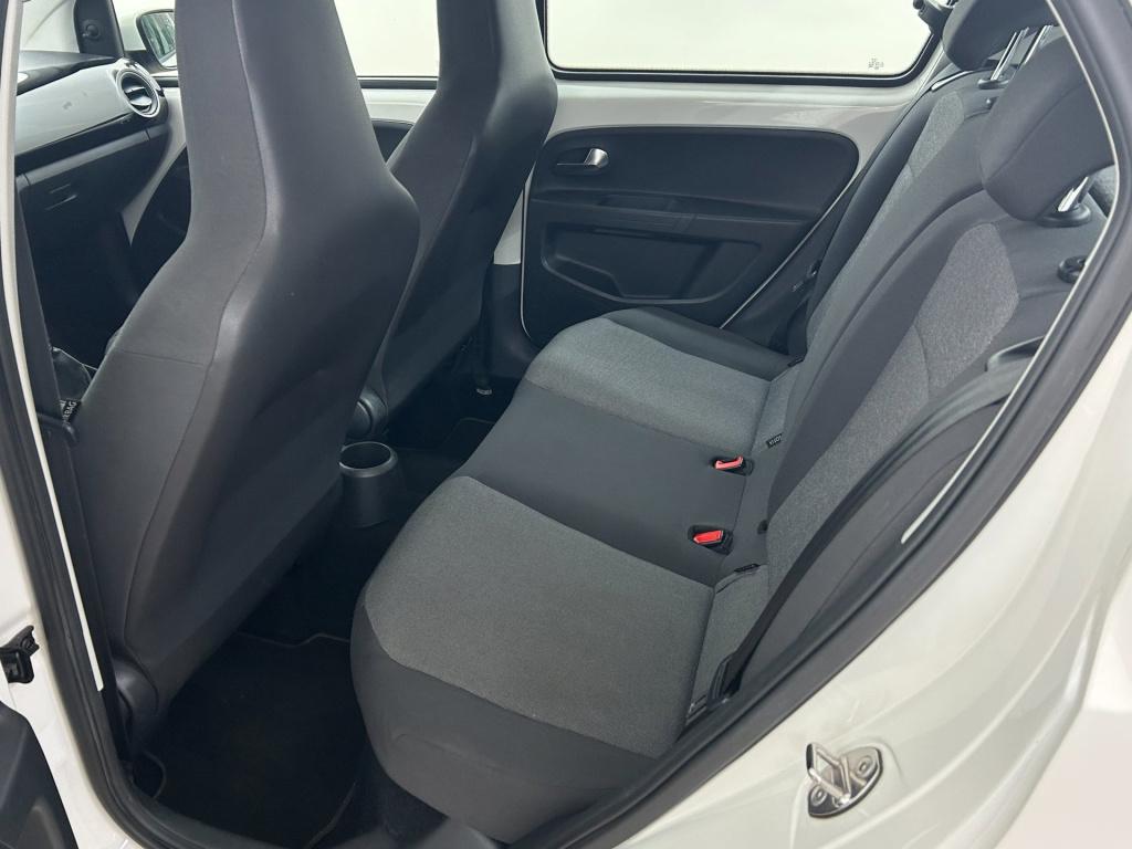 Volkswagen UP! occasion 1.0 move up! bluemotion | wit | tweedehands volkswa