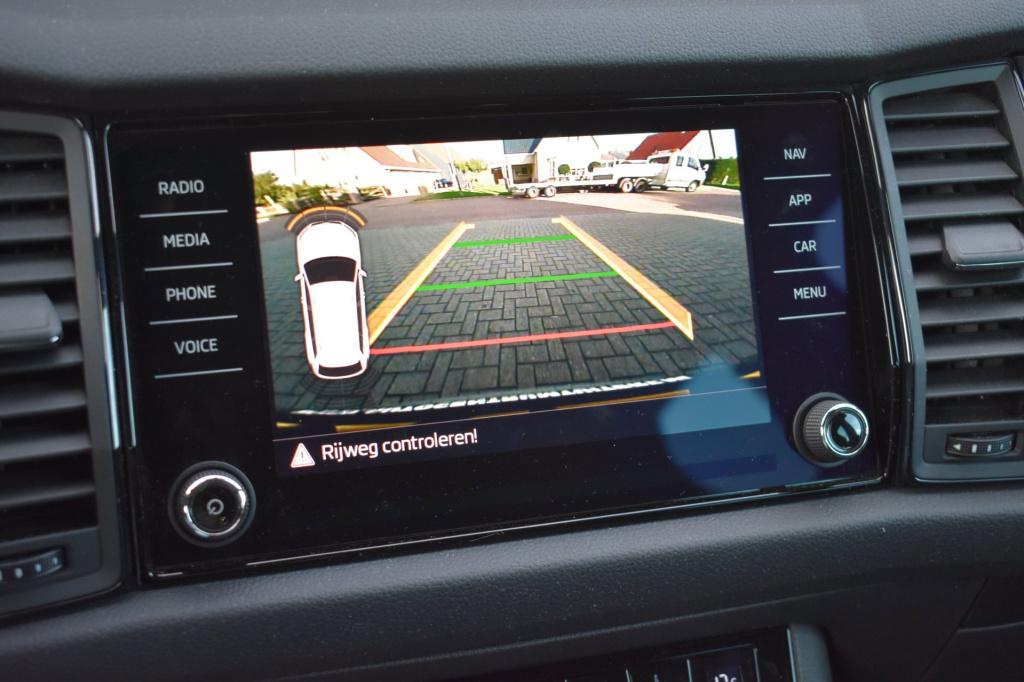 Skoda Kodiaq 1.5 tsi sportline | nap | camera | stoelverwarming | apple car