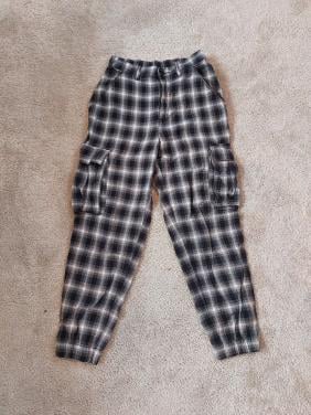 Geruite broek