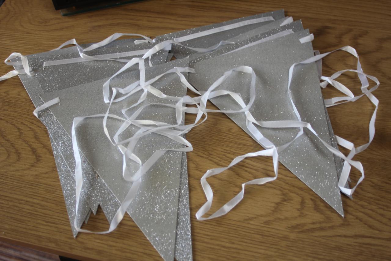 Happy birthsday vlaggen,, ballonnen of slingers