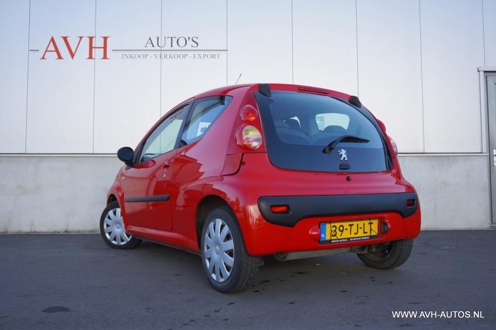 Peugeot 107 1.0-12v xs