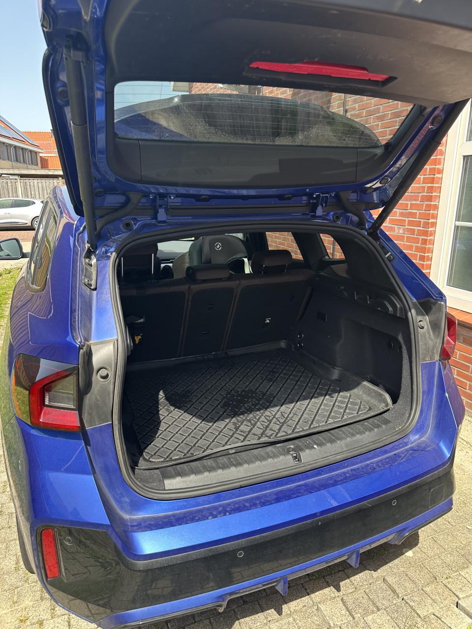 Rubberen kofferbakmat voor BMW X1 / iX1 U11