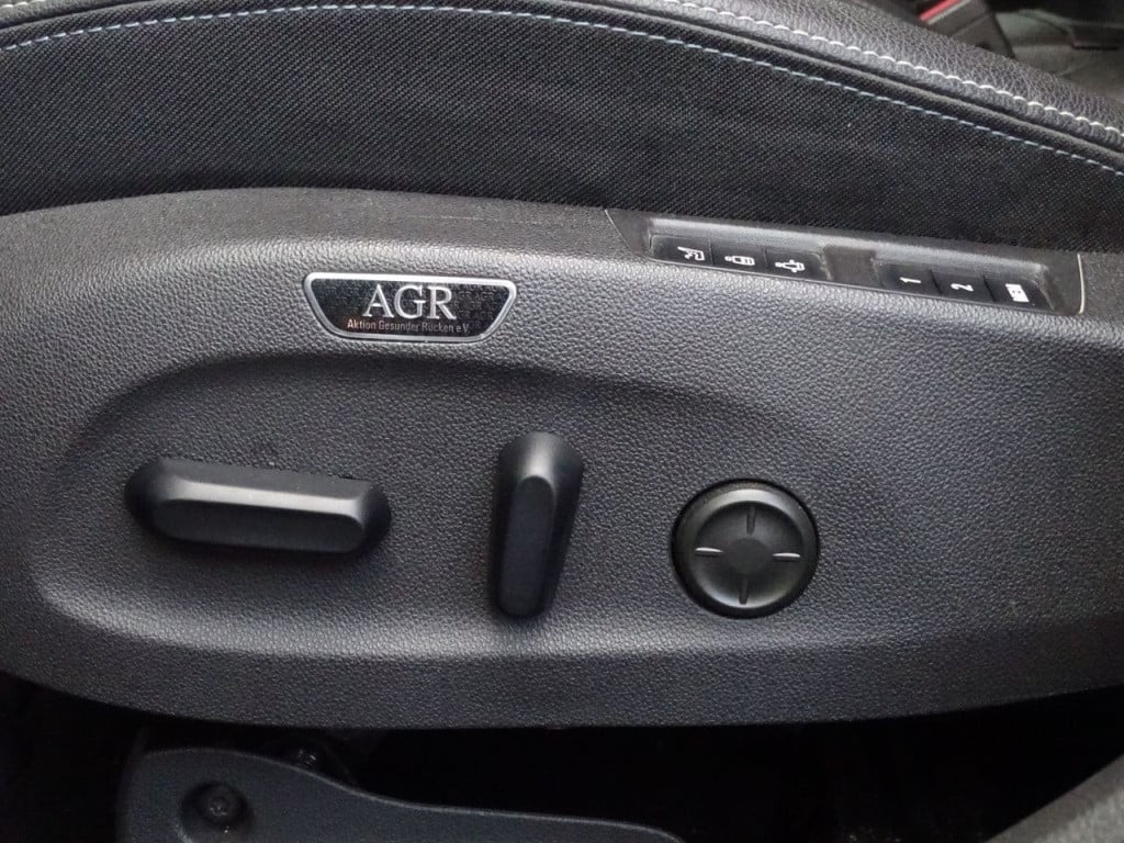 Opel Astra 1.4 innovation stoel-&stuurverwarming | massage stoel | navi