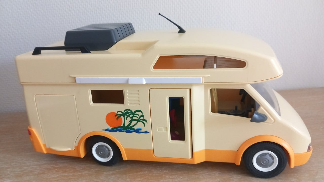 Playmobil camper voor 4 personen setnr 3647