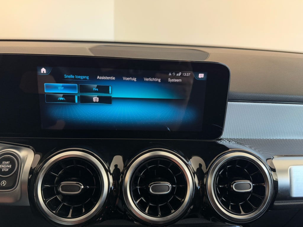 Mercedes-Benz Glb 180 business solution
