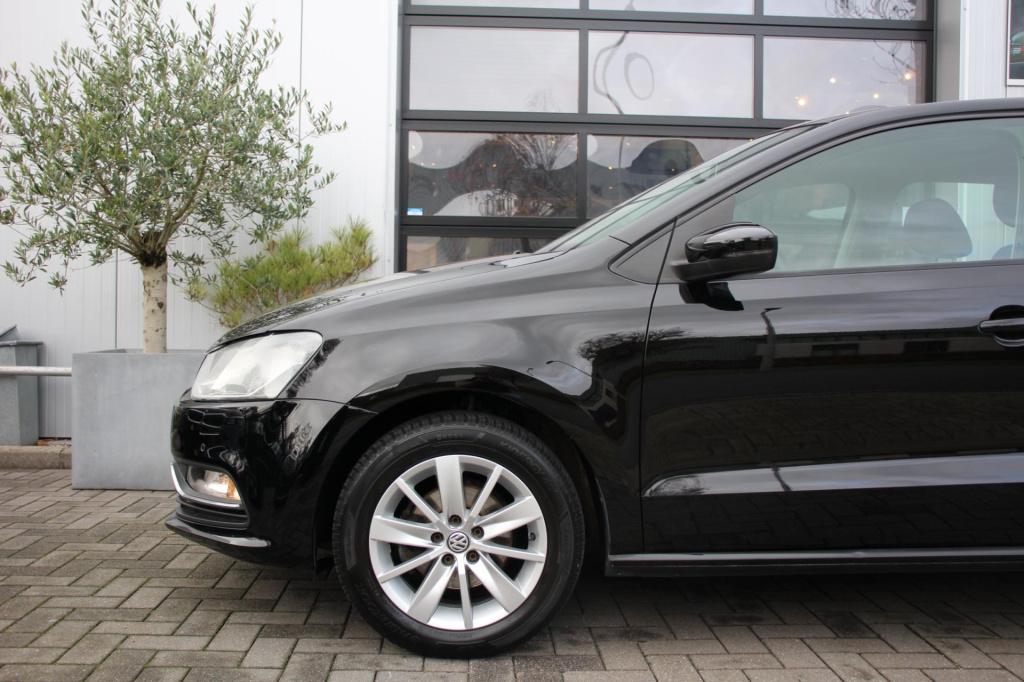 Volkswagen Polo 1.0 mpi comfortline - 5drs - stoel verwarming - pdc rondom 