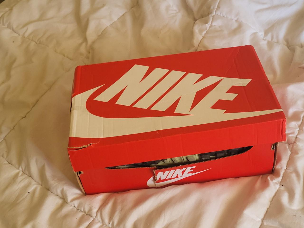 Nike air max