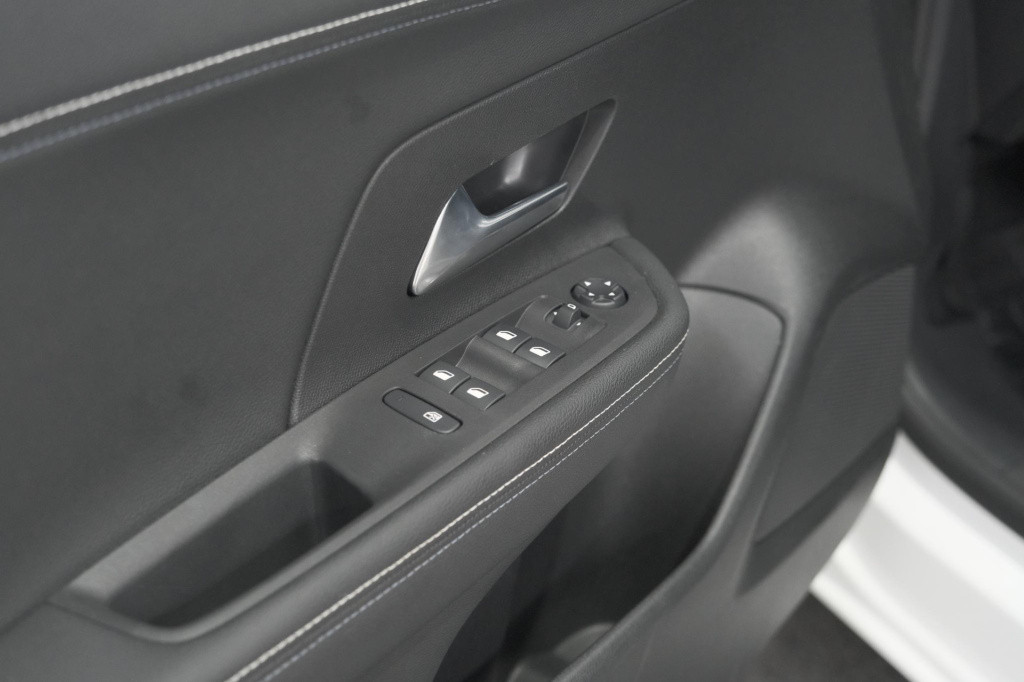 Opel Mokka turbo 130 at8 gs | nieuw model | camera | massagefunctie | apple