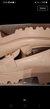 Nieuwe schoenen maat 40