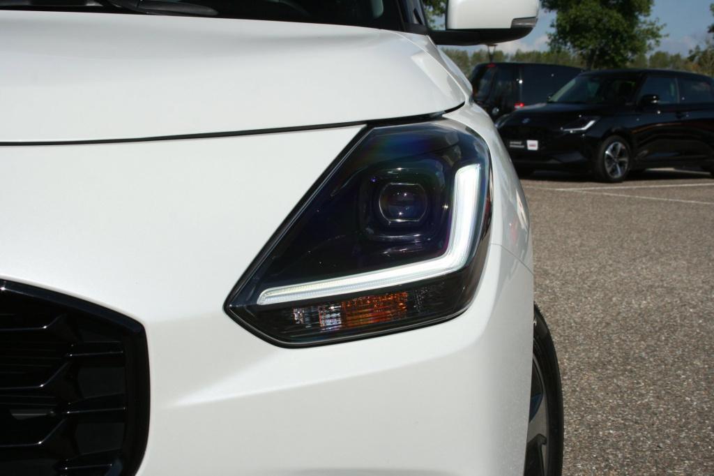 Suzuki Swift 1.2 style smart hybrid