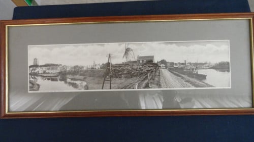 Zierikzee -Panorama van Zierikzee vanaf Den Havendijk  Zeer fraai ingelijst