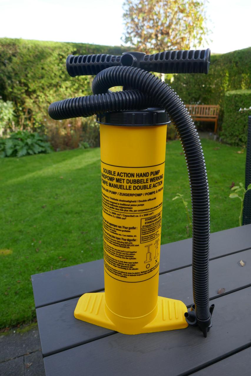 Pomp voor luchtbed, bal of boot