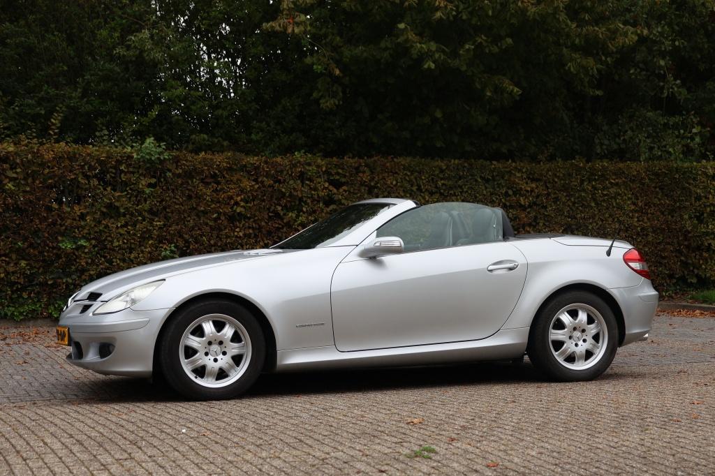 Mercedes-Benz SLK 200 k.