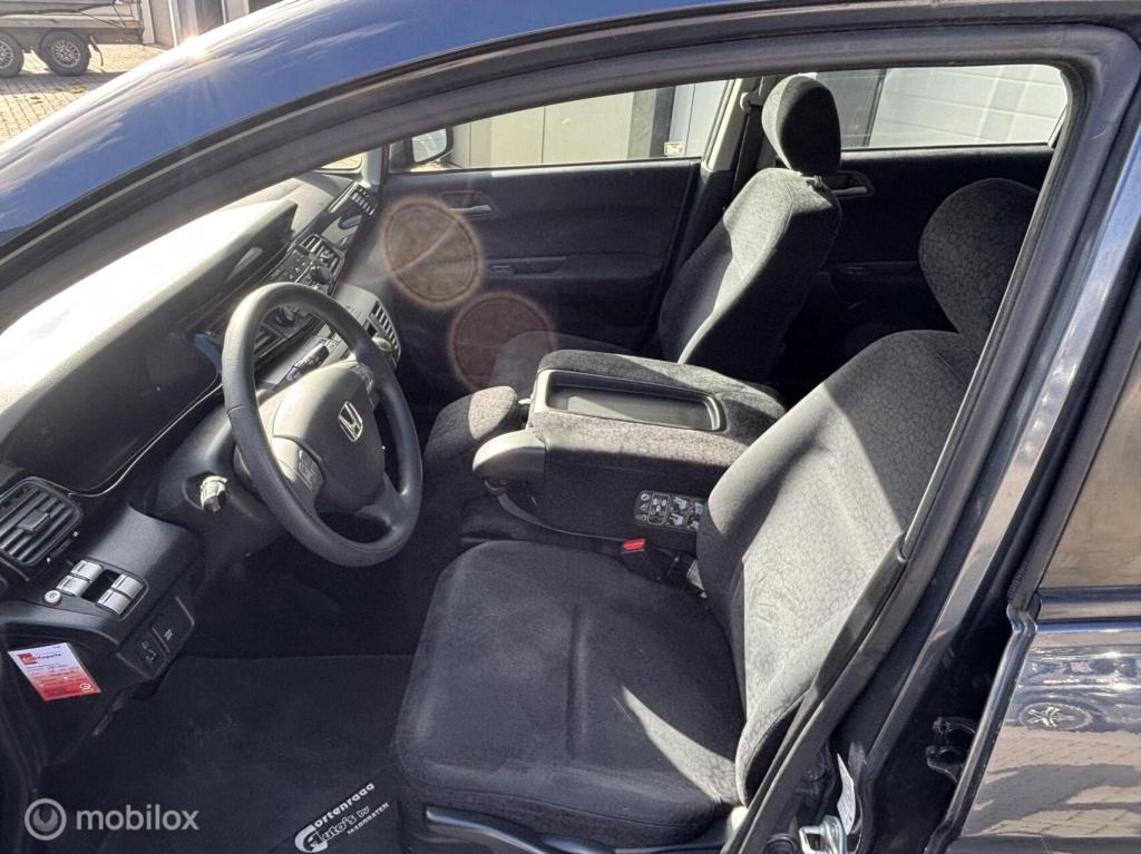 Honda Fr-v 2.0i comfort 6 versn. apk 5-2027