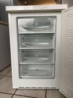 Miele 4 laden lowafrost vrieskast 85x55 cm. Energieklasse A+