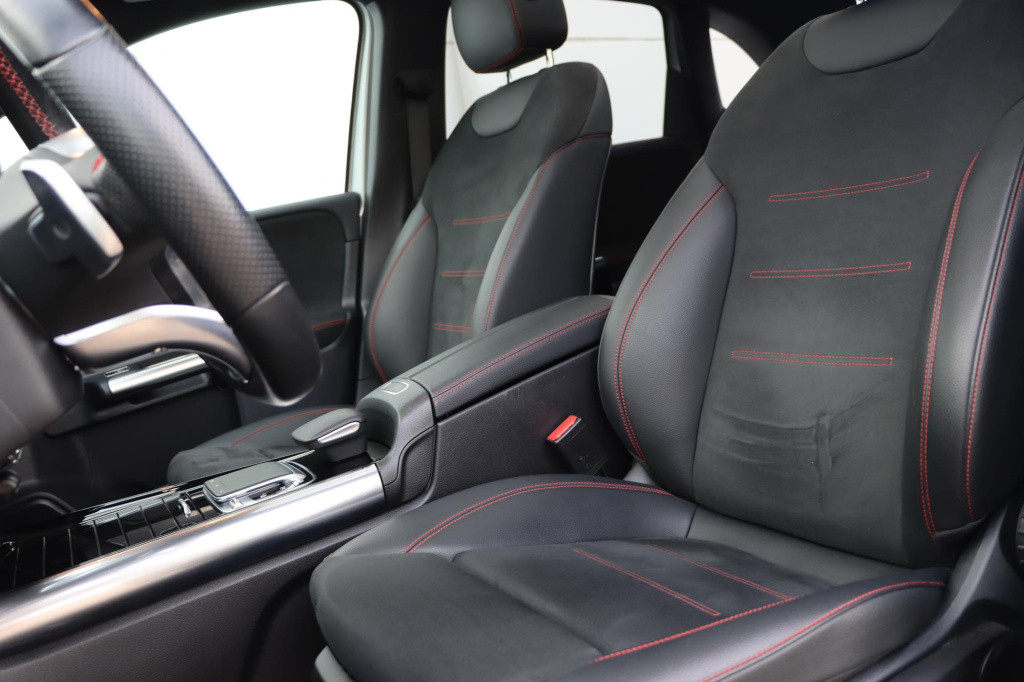 Mercedes-Benz B-Klasse 180 business solution amg