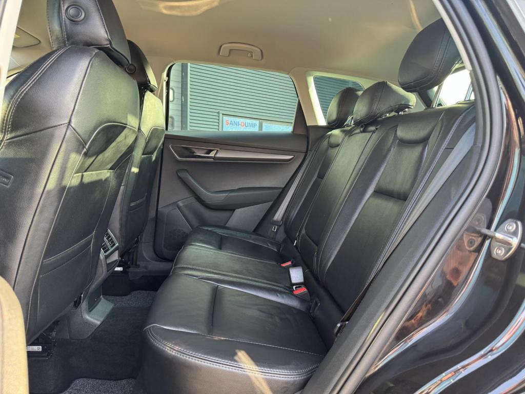 Skoda Karoq 1.5 tsi act business edition automaat nl-auto, vol-leder!