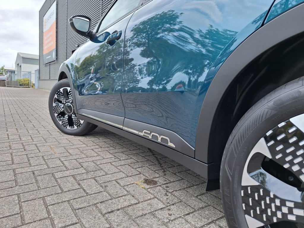 Fiat 600 1.2 hybrid 110 la prima (due colori)