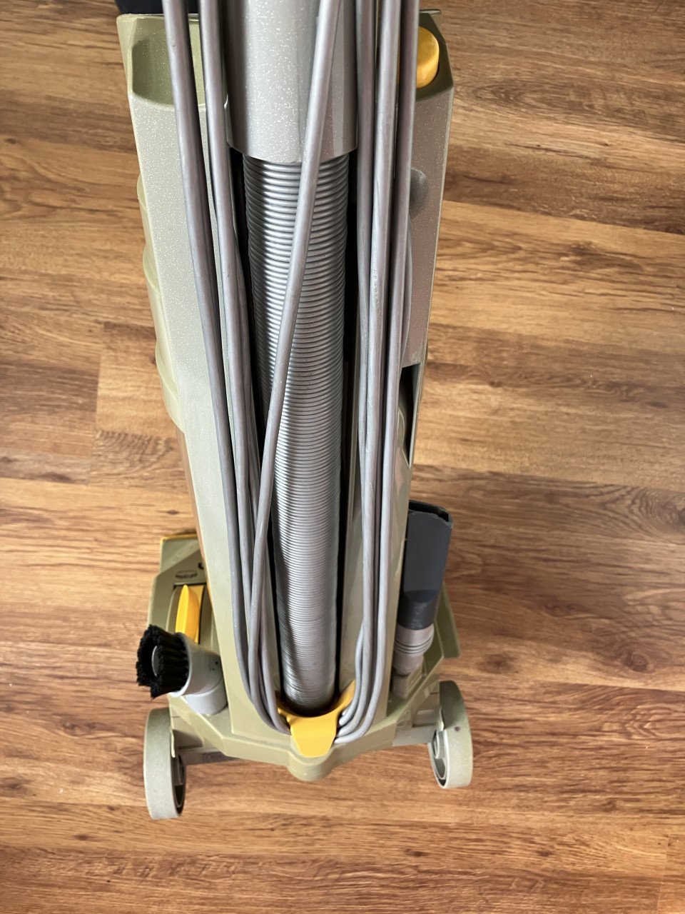 Dyson DC01 stofzuiger compleet en werkend
