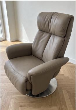 Meubelzorg sta op stoel en relax fauteuil, maat M