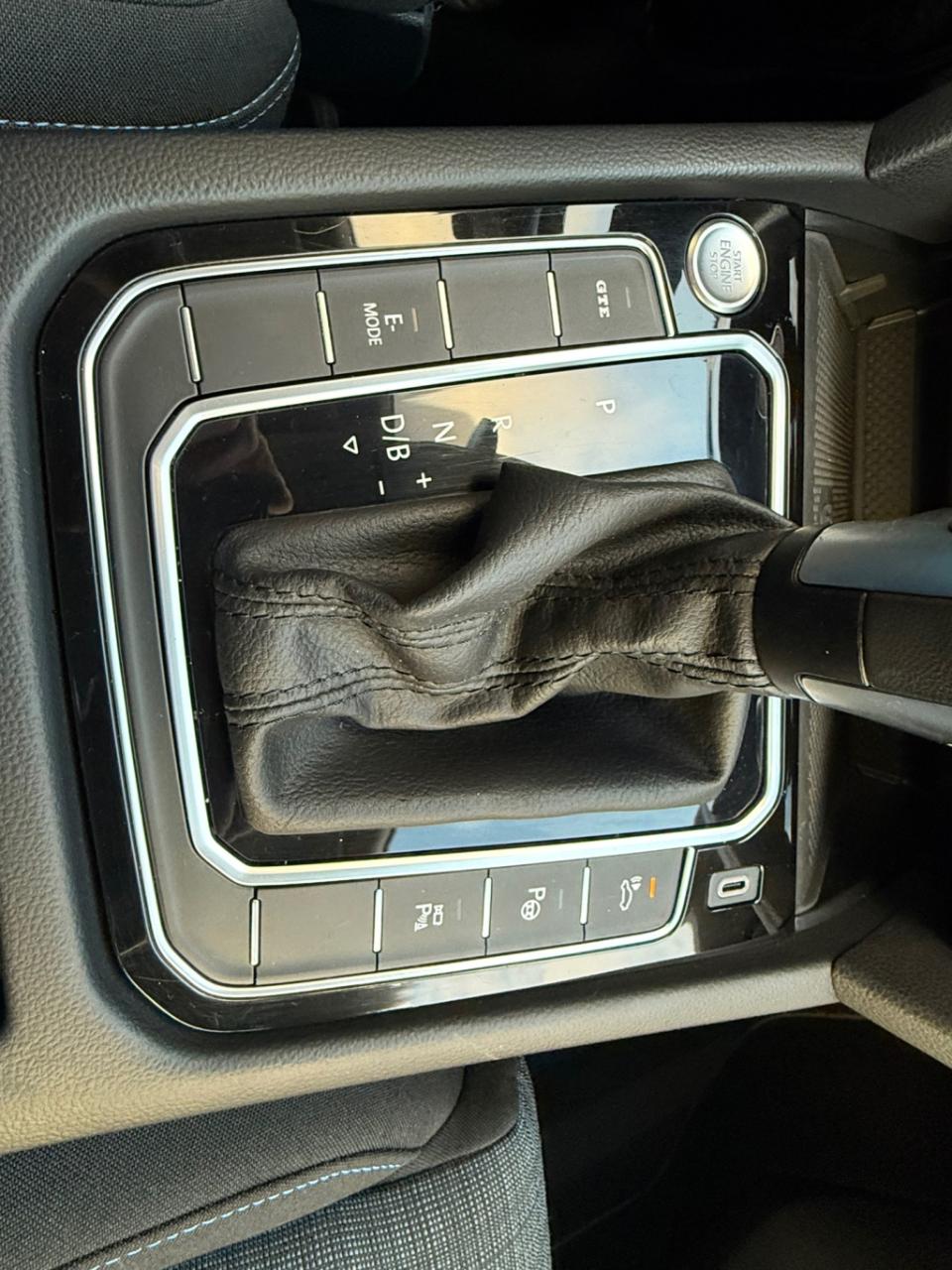 Volkswagen Passat variant 1.4 tsi phev gte business