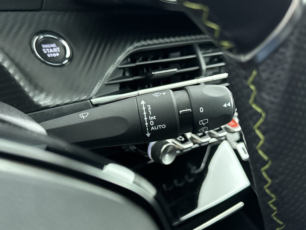 Peugeot 208 ev gt 350 50 kwh | 1e eigenaar | panoramadak |