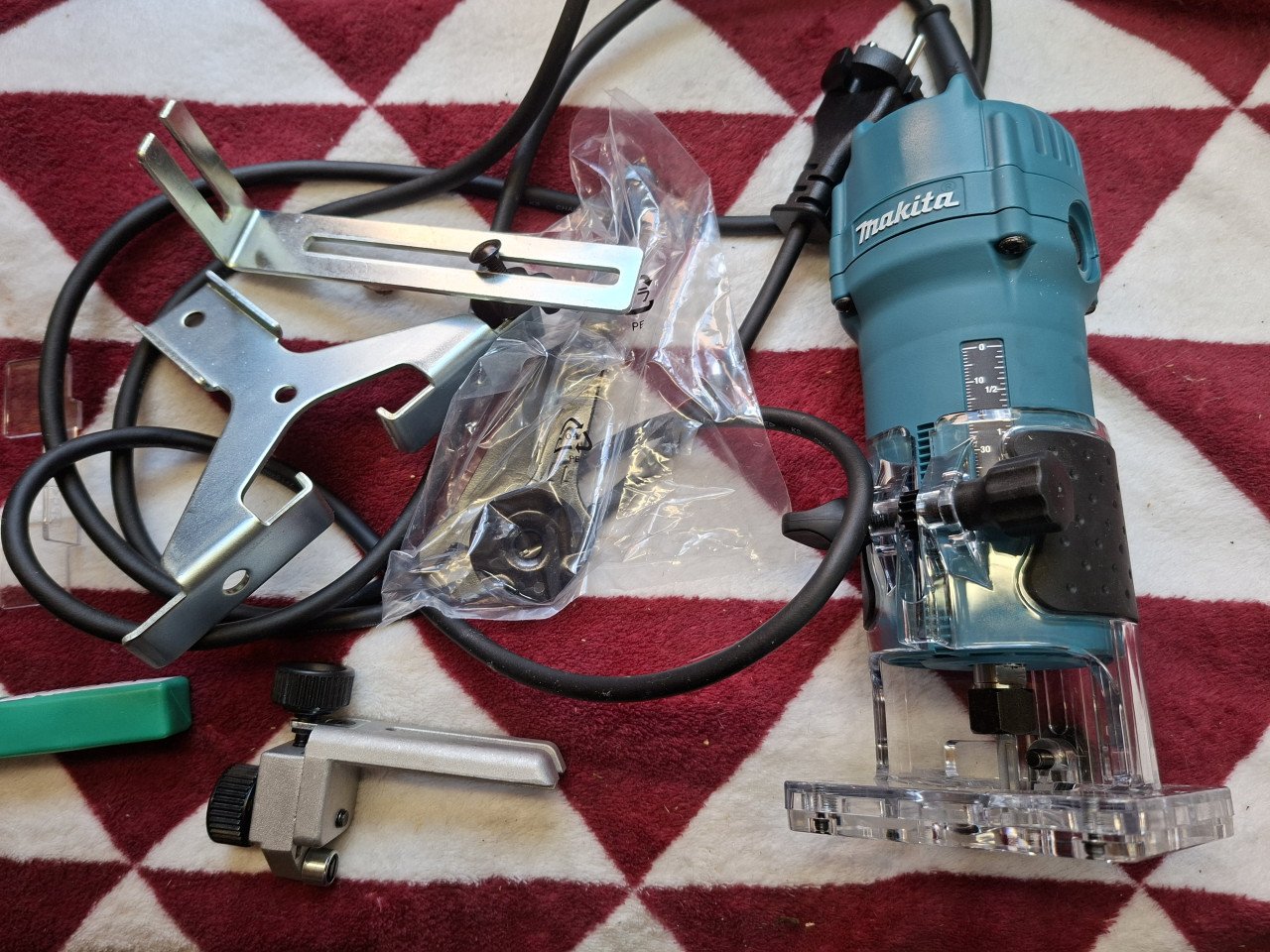Makita kantenfrees type 3709