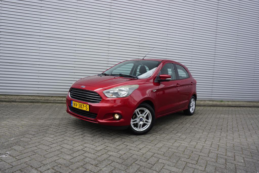 Ford KA ka+ 1.2 trend ultimate airco / cruise / parkeers. / bt / trekhaak /