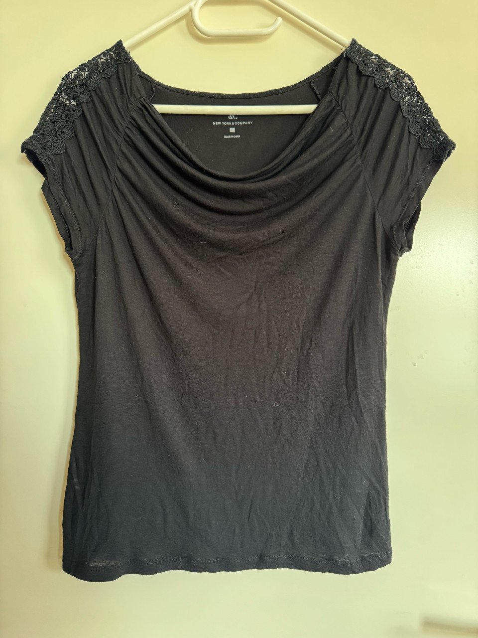 New York & Company T-shirt - Zwart - Maat L