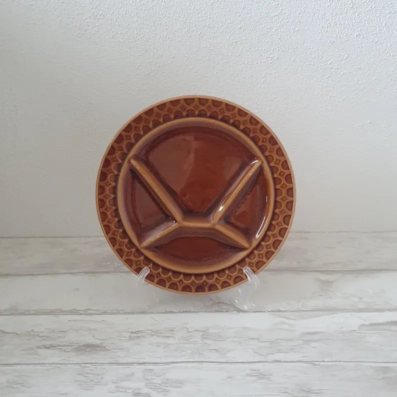 Jaren 70 SARREGUEMINES Franse vintage BARBOTINE majolica fondueborden