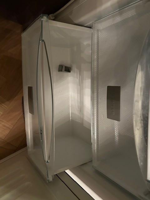 Kleine vriezer, nagenoeg nieuw en niet gebruikt