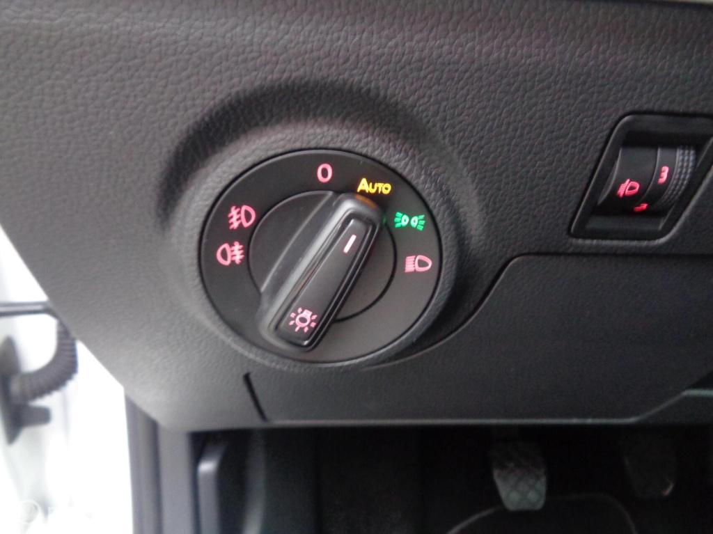 Seat Ibiza 1.0 mpi reference/airco/led/pdc/carplay/lm velgen/1st eig/slecht