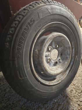 2x Bridgestone Duravis band op velg 185R14, light truck.