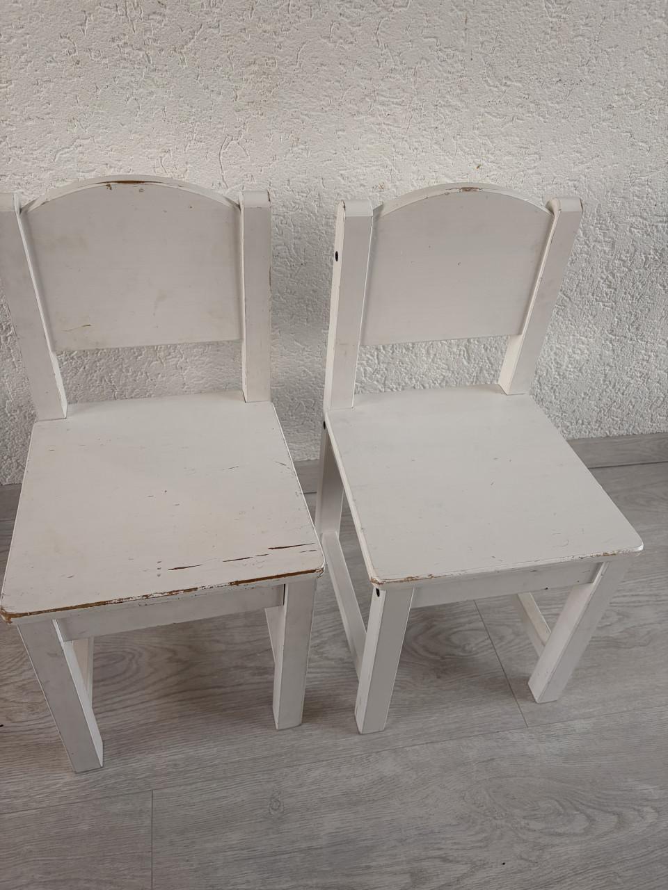 2 kinderstoeltjes