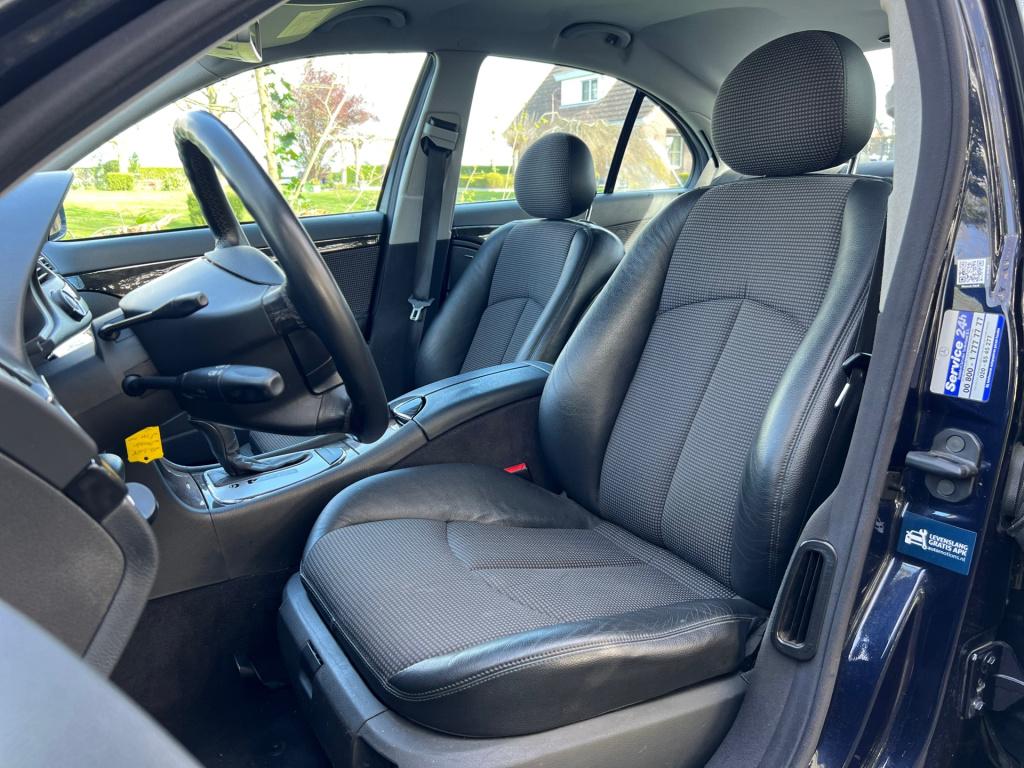 Mercedes-Benz E-Klasse 240 avantgarde