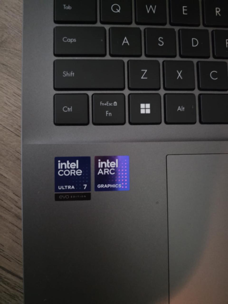 ASUS Vivobook 16 Flip OLED