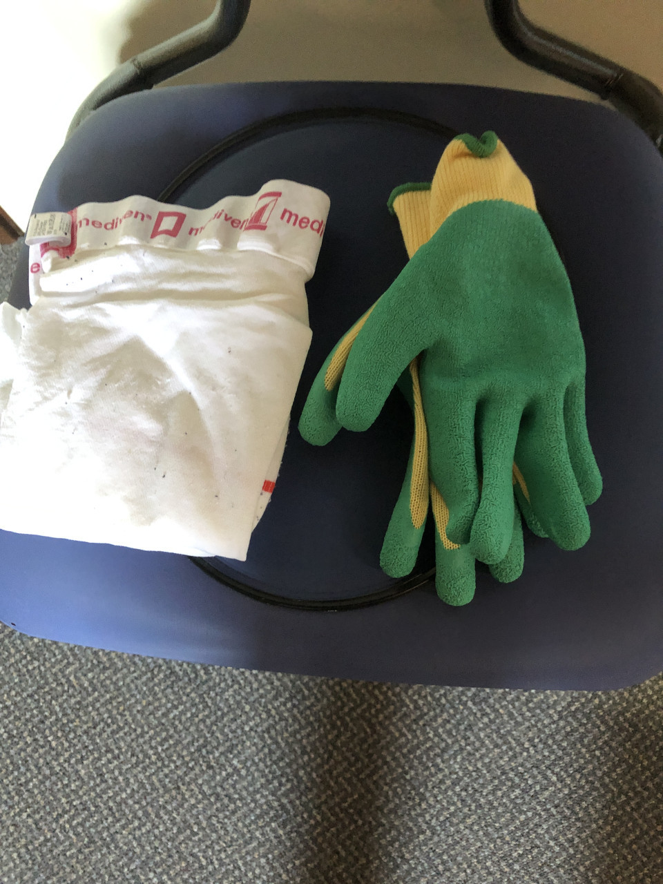 Steunkousen en handschoenen