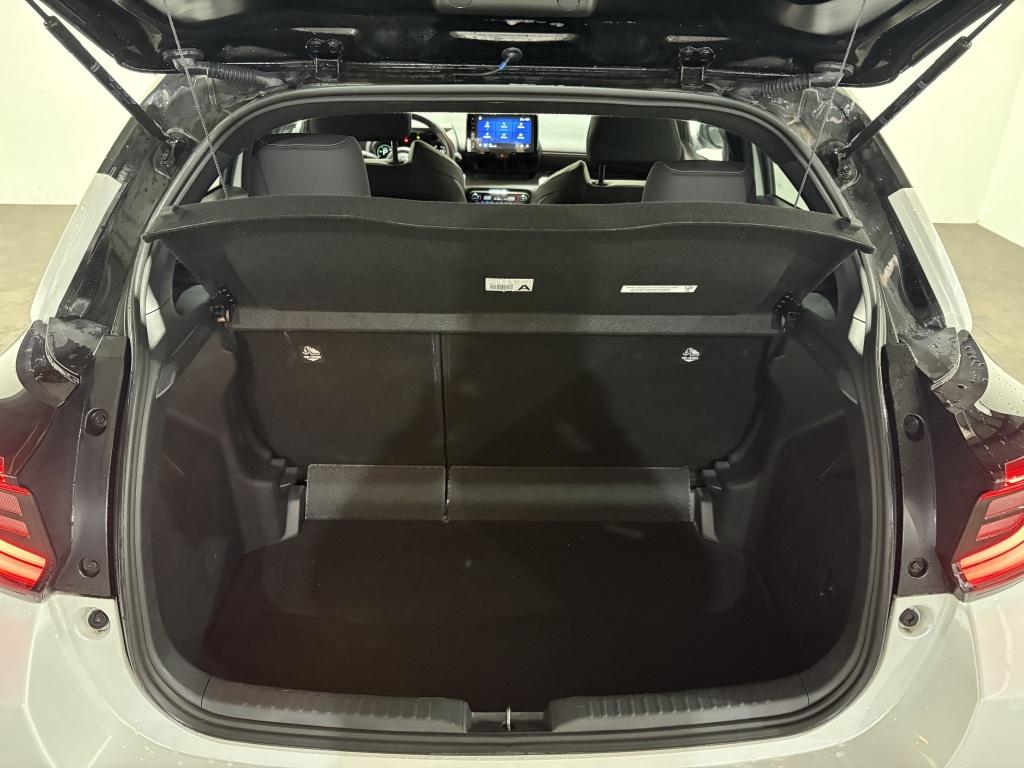 Toyota Yaris 1.5 hyb. executive