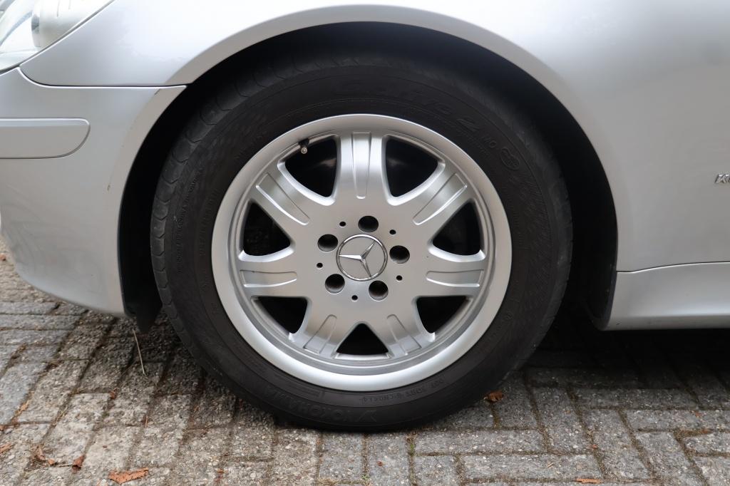 Mercedes-Benz SLK 200 k.