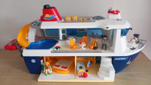 Playmobil volledig ingericht cruiseschip setnr 6978
