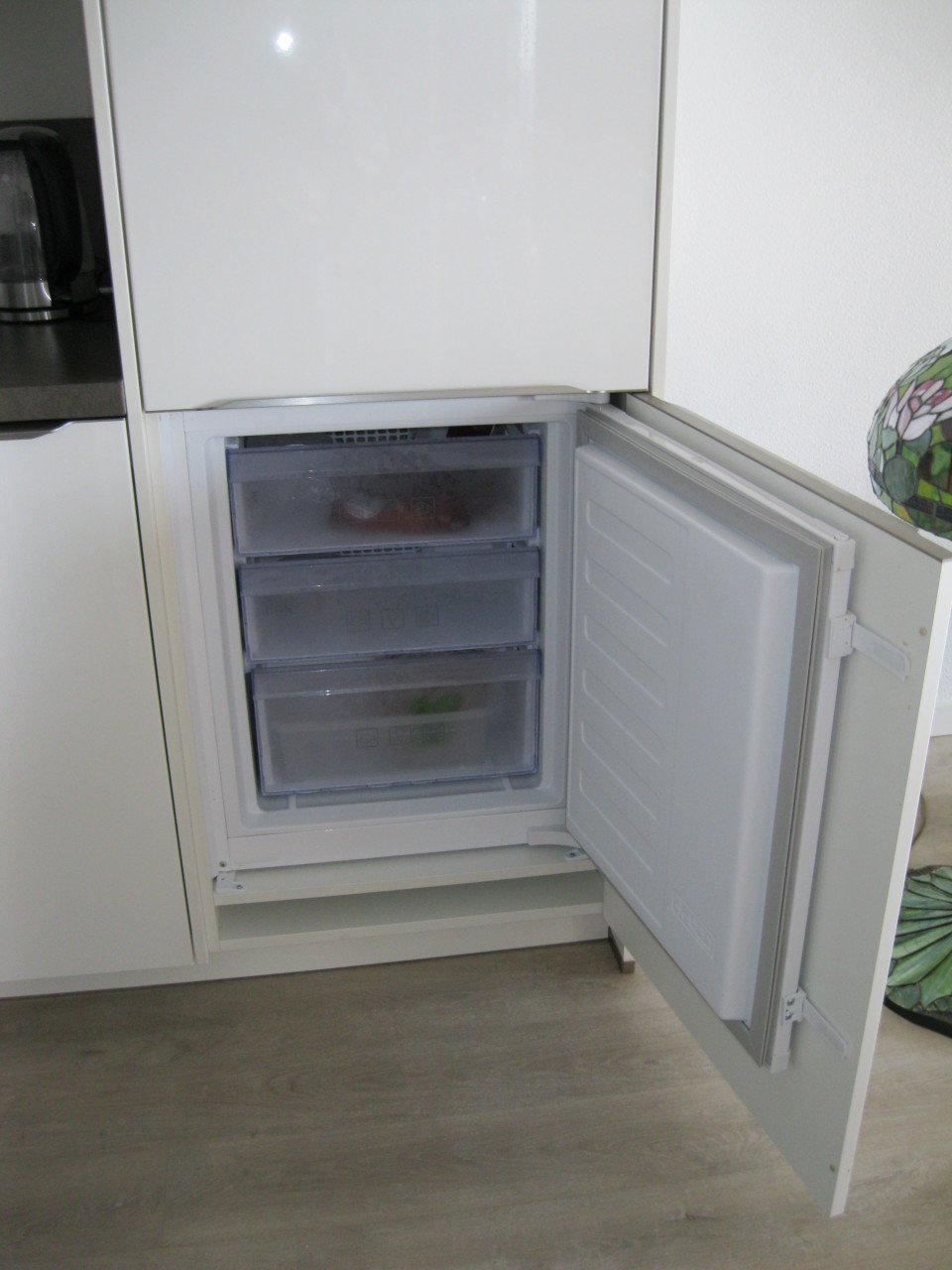 Beko Koel/Vriescombinatie(inbouw).BCHA306K4SN
