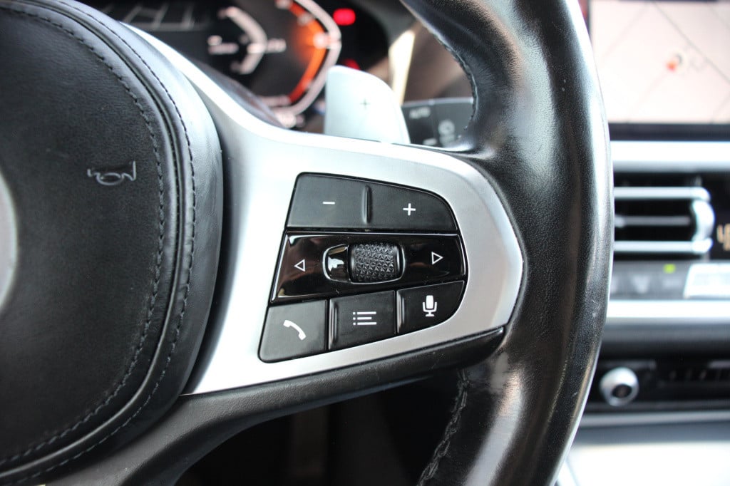 BMW 3-serie touring 320i high executive m pakket | pano | laser | leder