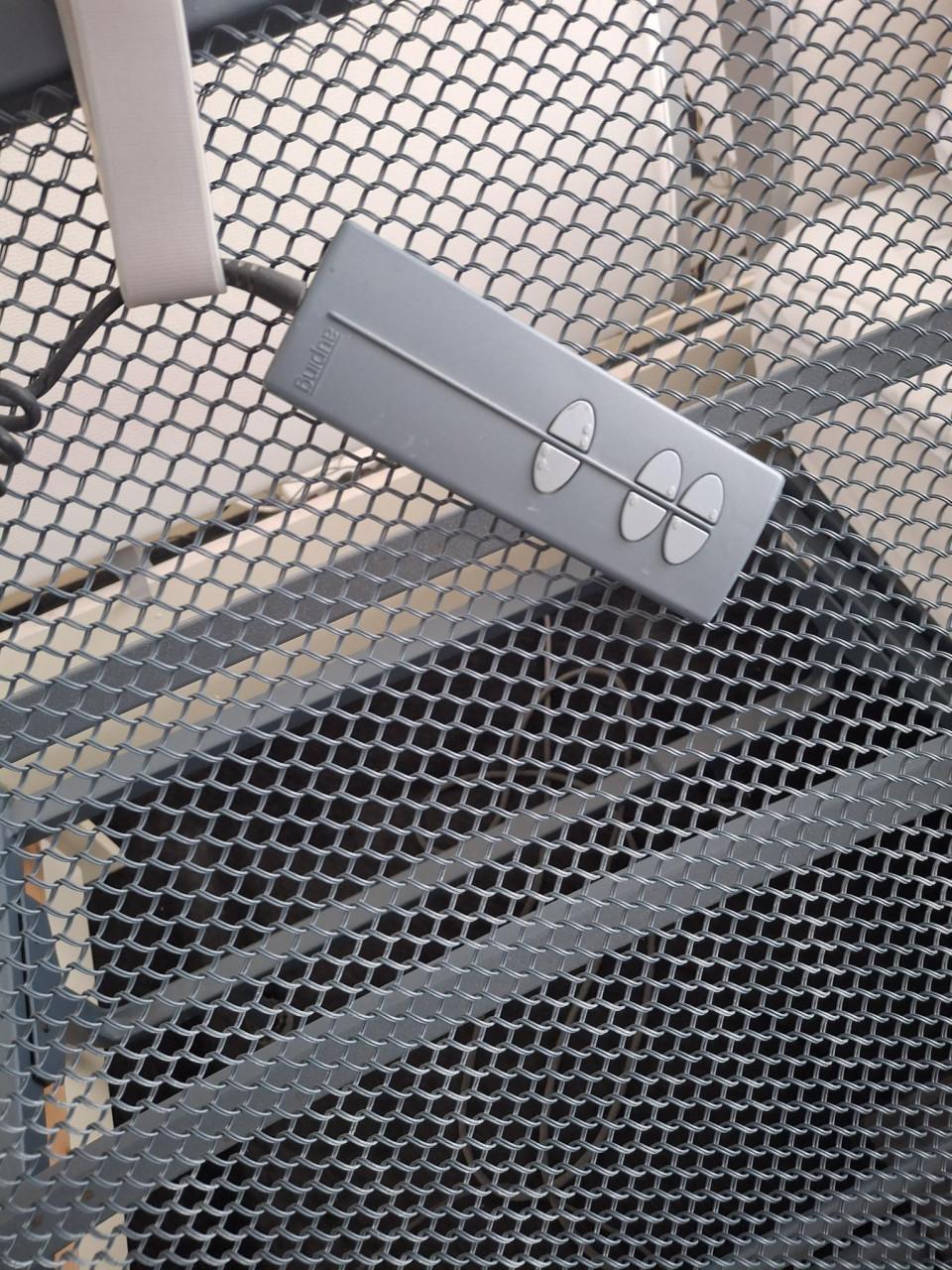 Ombouw met 2 elektrisch auping bodems 80 x 200