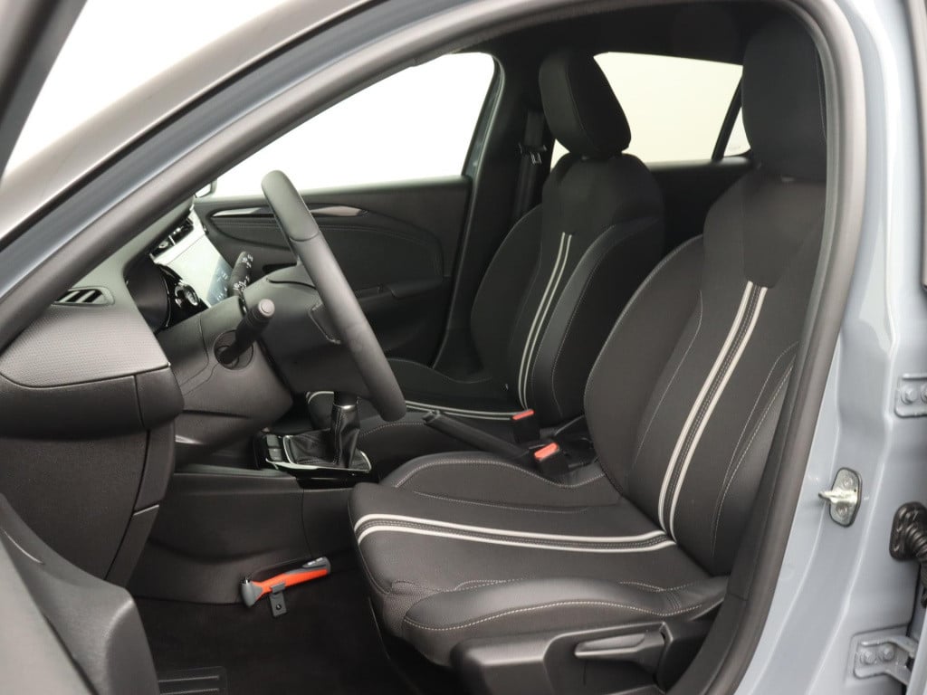 Opel Corsa 1.2 turbo gs || € 3.500 van mossel voorraadvoordeel || 4 jaar ga
