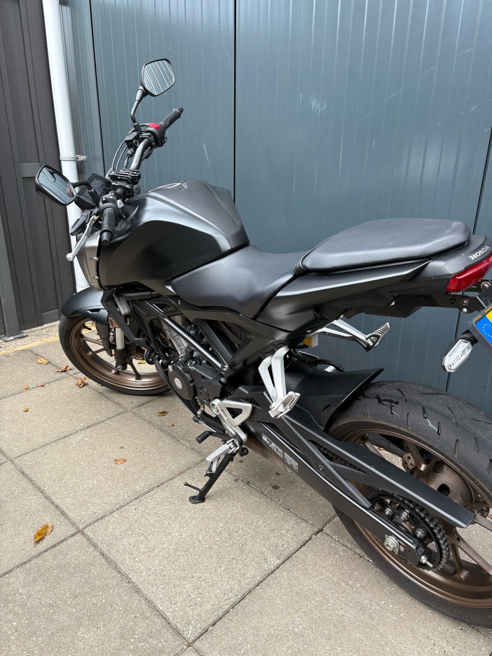Honda CB 125R