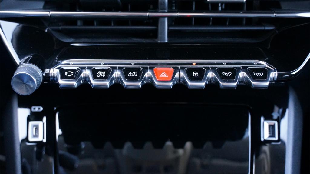 Peugeot 208 1.2 puretech 100 allure rijklaar incl garantie